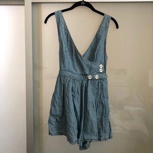 Urban Outfitters Jean romper